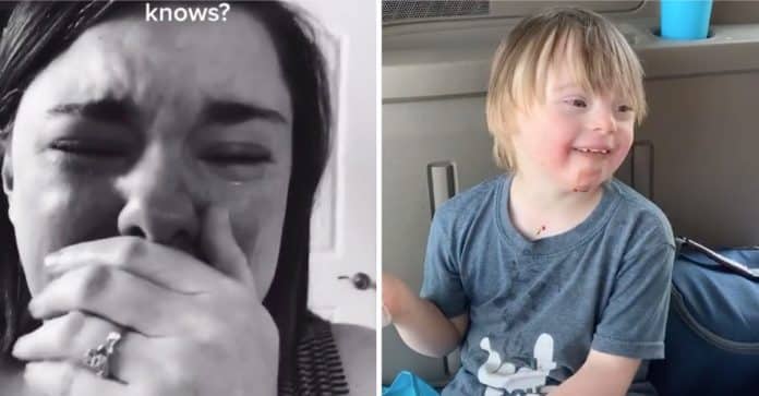 mama-bday-hijo1 Mãe chora porque apenas uma criança foi ao aniversário de seu filho com síndrome de Down