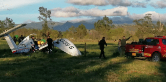 Bebê é o único sobrevivente de queda de avião na Colômbia. A mãe o salvou. Bebê é o único sobrevivente de queda de avião na Colômbia. A mãe o salvou.
