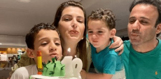 Menino comemora aniversário com festa temática do coronavírus