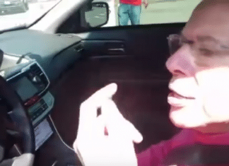 Apresentadora fala sobre o dia em que Silvio Santos atropelou uma fã na porta do SBT