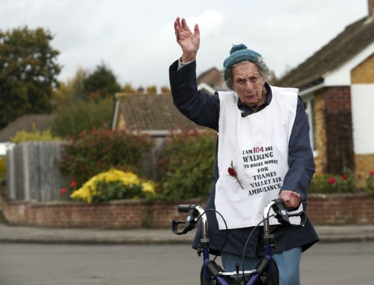 contioutra.com - “Ela é muito competitiva”: Vovó de 104 anos busca arrecadar fundos caminhando uma maratona.