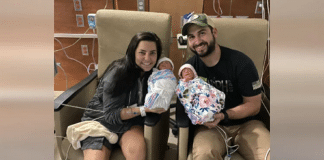 Pais desafiam as probabilidades ao darem às boas vindas ao segundo par de gêmeos