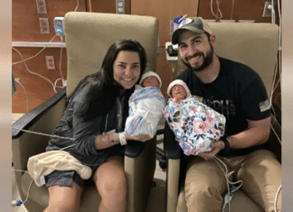 Pais desafiam as probabilidades ao darem às boas vindas ao segundo par de gêmeos