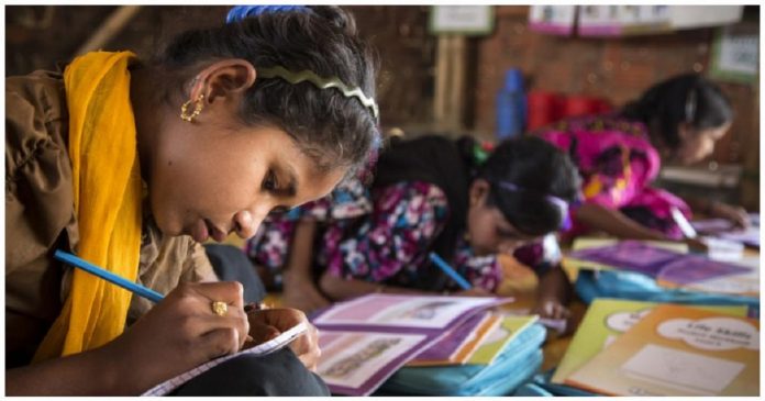 UNESCO anuncia que mais de 180 milhões de meninas se matricularam na escola desde 1995