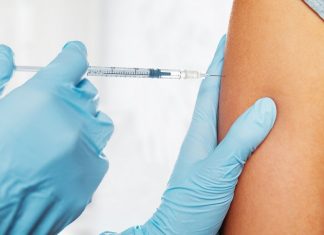 Testes de vacina contra Covid-19 desenvolvida pela Pfizer indicam 90% de proteção