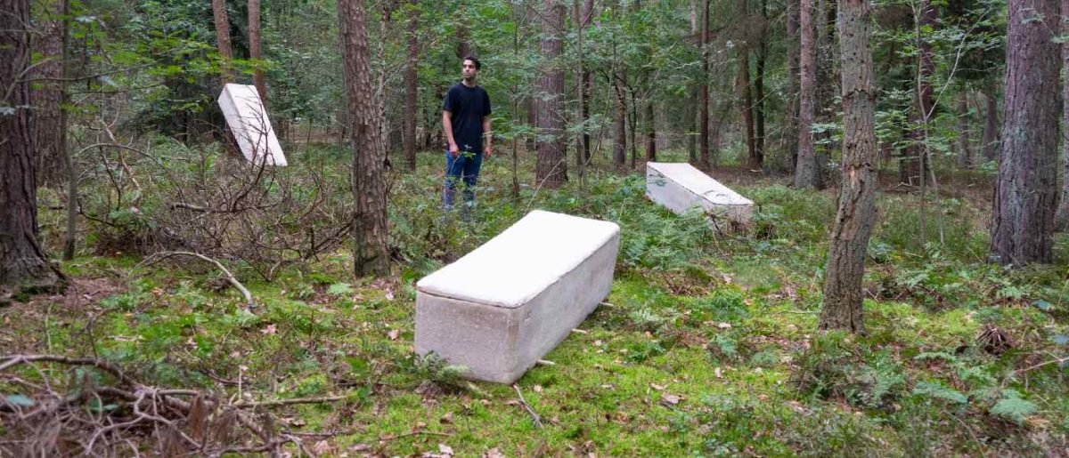 contioutra.com - Homem holandês inventa caixão que transforma corpos em cogumelos: 'Somos nutrientes, não resíduos'