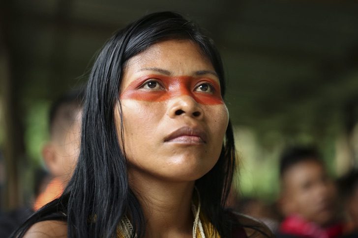 contioutra.com - Mulher indígena ganha prêmio ambiental em defesa da floresta amazônica equatoriana. Uma líder nata!