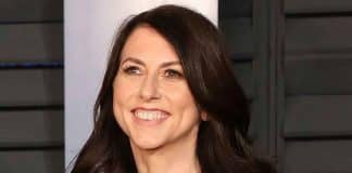 Ex-esposa do CEO da Amazon já doou US $ 4 bilhões para ajudar os afetados pela pandemia