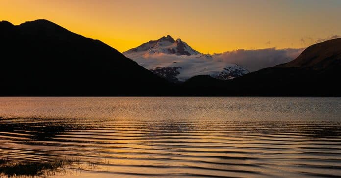 “As Mais Belas Trilhas da Patagônia”, livro do fotógrafo Ricardo Feres