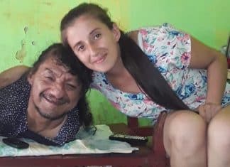 Ele não tem braços nem pernas, mas foi assim que criou as filhas sem mãe: “Melhor pai do mundo”