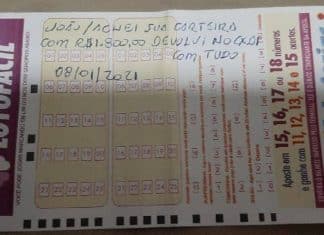 Carteira com R$ 1,8 mil encontrada em terminal de ônibus é devolvida com bilhetinho