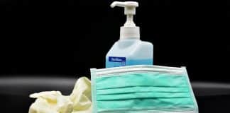 Em SC, homem recorre ao TJ para não usar máscara e recebe bronca: ‘cegueira’