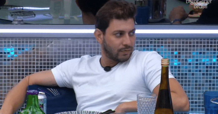 Após participantes relatarem sintomas, internautas levantam suspeita de Covid-19 no BBB21