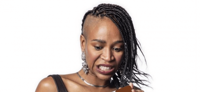 CAROLCONKA Como destruir sua imagem em 3 cenas?