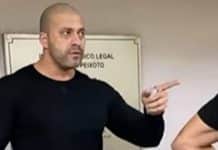 Fuja de extremos. Não seja abraçado por monstros alheios.