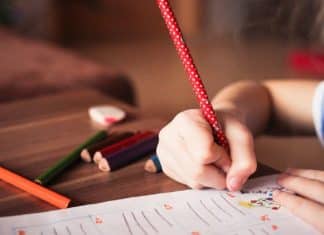 “Já ficamos um ano sem aula. Mais um é inaceitável”, alertam pediatra e infectologista