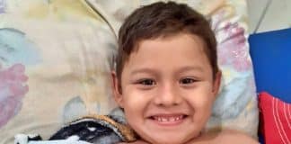 Menino de seis anos toma quatro anestesias para enfaixar o braço e falece no AM