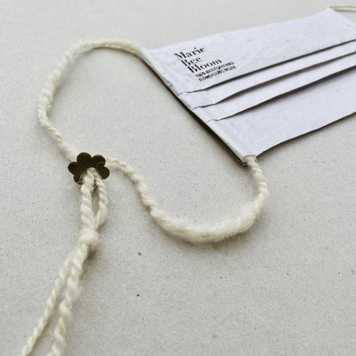 contioutra.com - Empresa cria m&aacute;scara &ldquo;plant&aacute;vel&rdquo; com sementes de flores para ajudar as abelhas.