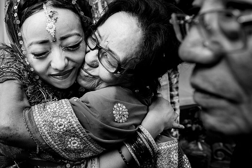 contioutra.com - 15 emocionantes momentos entre mães e filhos capturados em casamentos!