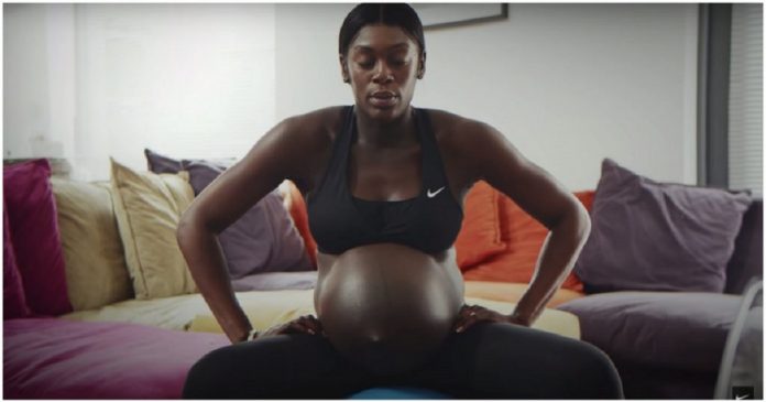 Nike lança anúncio poderoso de roupas de gestantes com atletas grávidas e lactantes