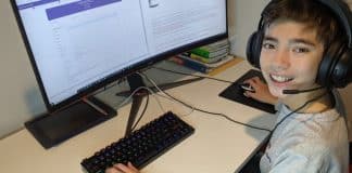 Garoto de 12 anos criou um site que ajuda idosos a obterem consultas de vacinação