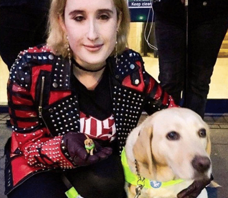 contioutra.com - Mulher se reencontra com seu c&atilde;o-guia ap&oacute;s passar 213 dias separados, eles se complementam!