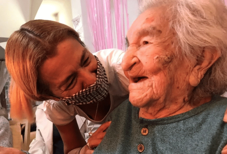 contioutra.com - Com 114 anos, a mulher mais velha da Argentina venceu o coronav&iacute;rus.