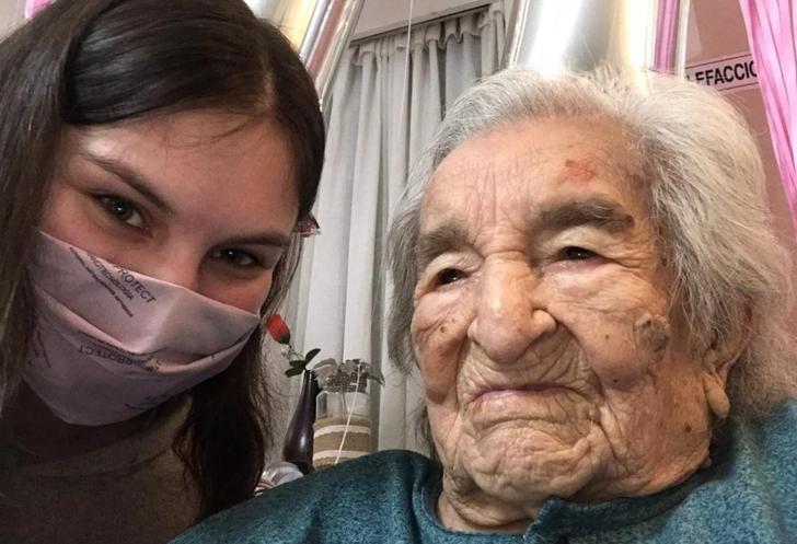 contioutra.com - Com 114 anos, a mulher mais velha da Argentina venceu o coronavírus.