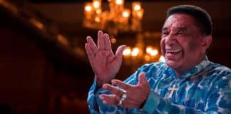 Falece aos 84 anos o cantor Agnaldo Timóteo, vítima da Covid-19 Falece aos 84 anos o cantor Agnaldo Timóteo, vítima da Covid-19