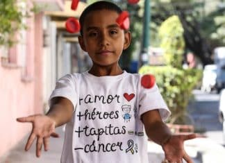 Com 9 anos, ela criou uma campanha para políticos contribuírem no tratamento de crianças com câncer