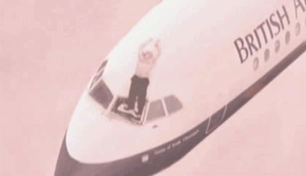 contioutra.com - A incrível história do piloto que ficou preso fora do avião a 7.000 metros e sobreviveu
