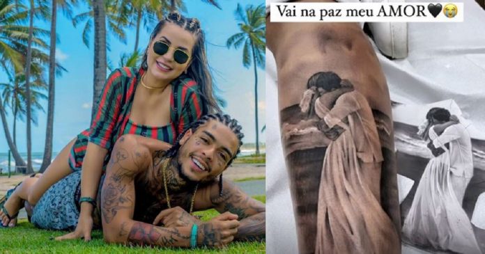 “Sobre nós dois, ninguém nunca entenderá”, diz viúva de MC Kevin após tatuagem em homenagem ao cantor