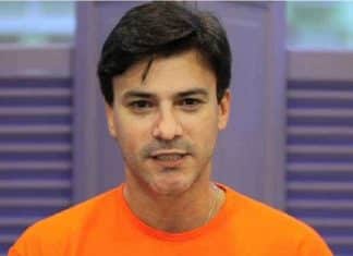 Leonardo Viera diz que assumir homossexualidade o prejudicou na profissão: “Nunca mais fui chamado”