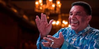 Justiça reconhece filha de Agnaldo Timóteo; ela receberá metade da herança do cantor