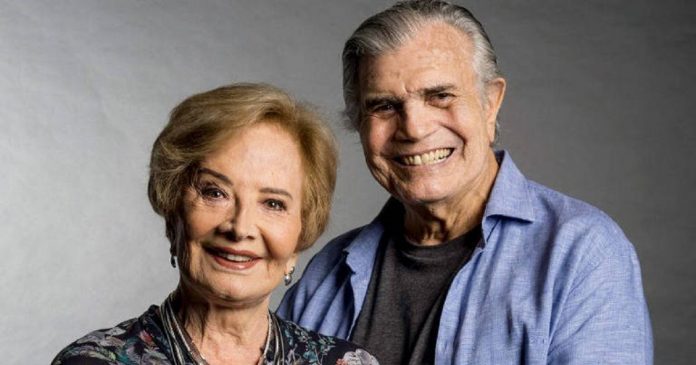 Glória Menezes, de 86 anos, surge de cara lavada em foto e encanta pela beleza