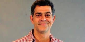 Luciano Szafir pede orações pelo ator Eduardo Moscovis, que está internado com Covid -19