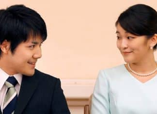 Princesa japonesa abdica de bolsa realeza de 6,7 milhões para se casar com namorado da faculdade