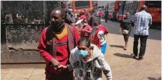 Motorista de ônibus sacrificou seu tempo acompanhando passageira idosa até seu destino