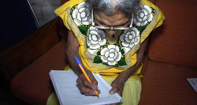 contioutra.com - Lupita: a vovó que aprendeu a ler e escrever aos 96 e quer continuar estudando