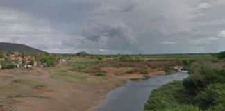 Homem tira a vida de desconhecido sem saber que ele tinha salvado seu filho no dia anterior Homem tira a vida de desconhecido sem saber que ele tinha salvado seu filho no dia anterior