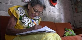 Lupita: a vovó que aprendeu a ler e escrever aos 96 e quer continuar estudando