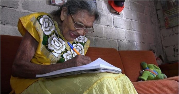Lupita: a vovó que aprendeu a ler e escrever aos 96 e quer continuar estudando