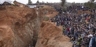 Criança de 5 anos é retirada de poço de 32 metros no Marrocos, mas falece antes do resgate