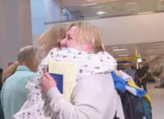 Idosa ucraniana reencontra a filha no Brasil após atravessar fronteira a pé