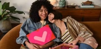 Campanha de Dia dos Namorados do Boticátio tem até trisal e ficantes Campanha de Dia dos Namorados do Boticátio tem até trisal e ficantes