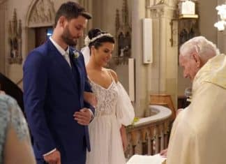 Padre ordenado após ficar viúvo celebra casamento do neto: ‘Momento singular’