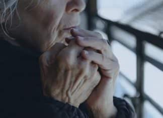 Primeira regra da vida: não deixe sua mãe sozinha