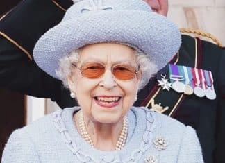 Tiktoker diz ser viajante do tempo e divulga data do óbito da rainha Elizabeth