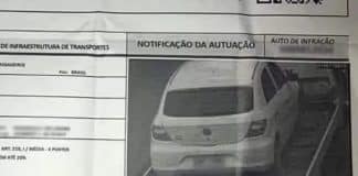 Viralizou: Carro quebrado é multado enquanto é transportado pelo guincho