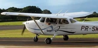 Jovem é atingido por hélice de avião alugado para jantar romântico e falece